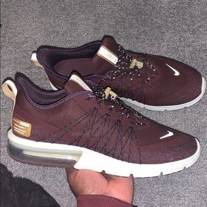 Nike Airmax Run Utility Sneakers